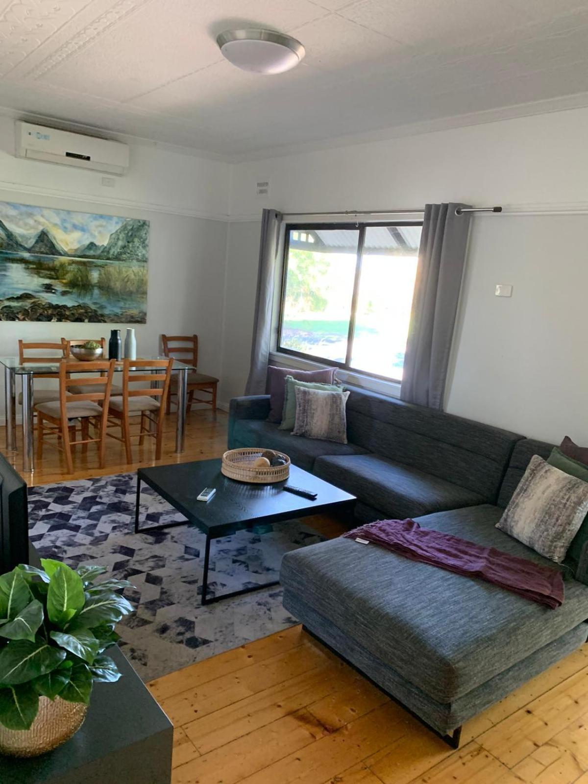 Lake Hume Resort Esterno foto