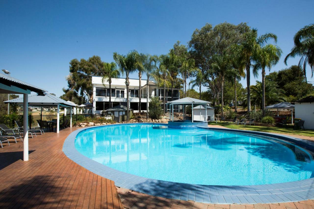 Lake Hume Resort Esterno foto